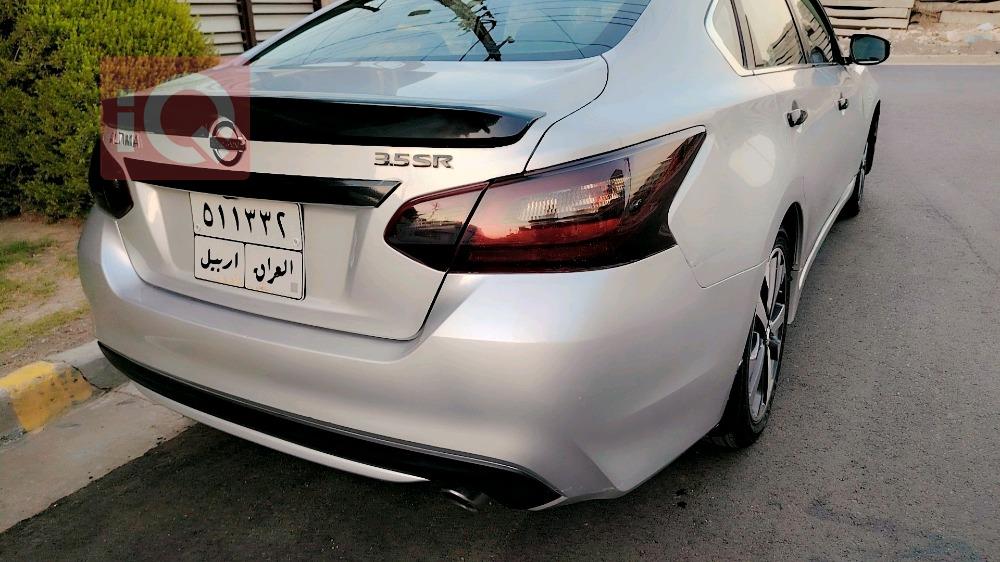 نيسان ألتيما